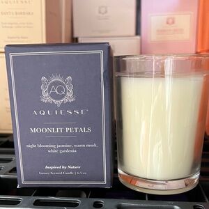 Aquiesse Moonlit Petals Scented Candle 6.5 oz NEW